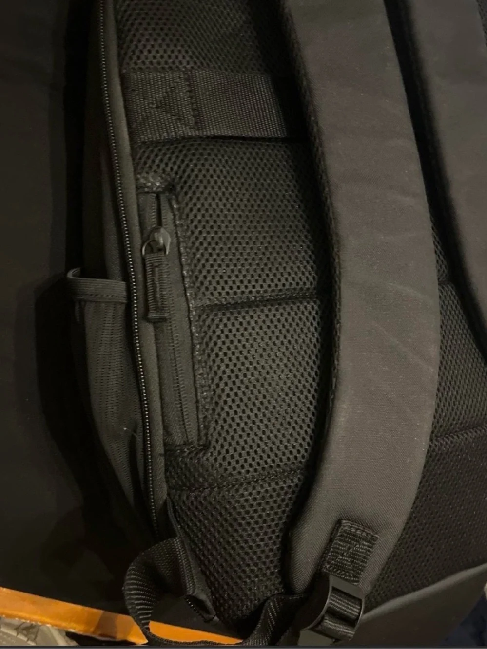solo Black Men's Commuter Backpack